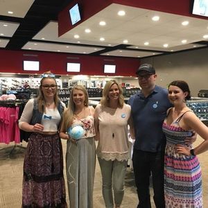 Meet your Posher, Ami